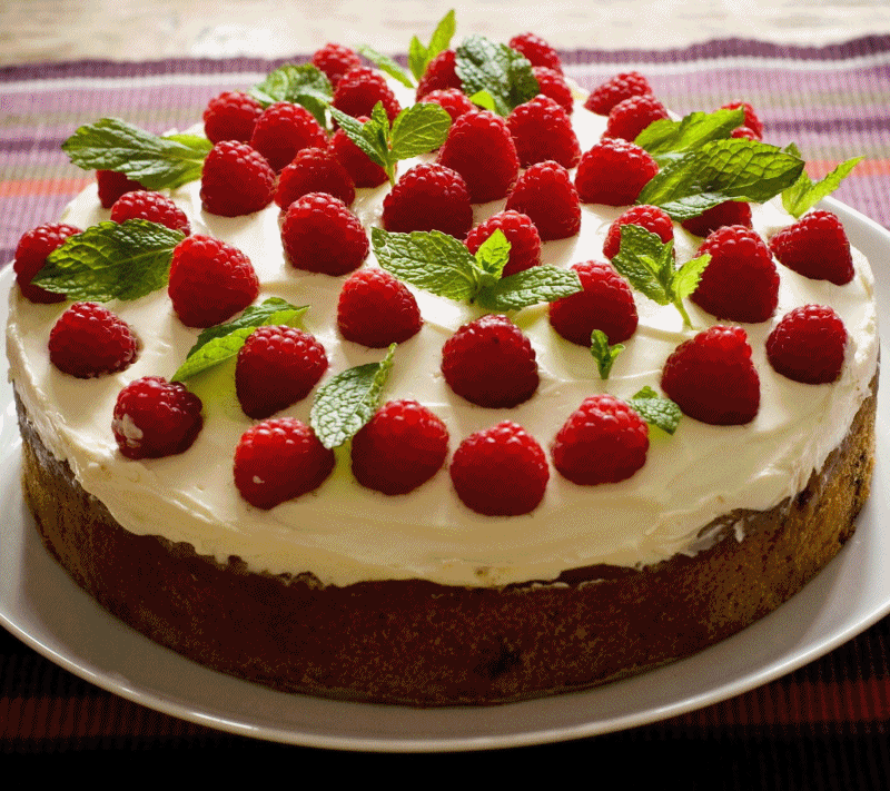 Kırşehir Muzlu Çikolatalı Baton yaş pasta doğum günü pasta siparişi